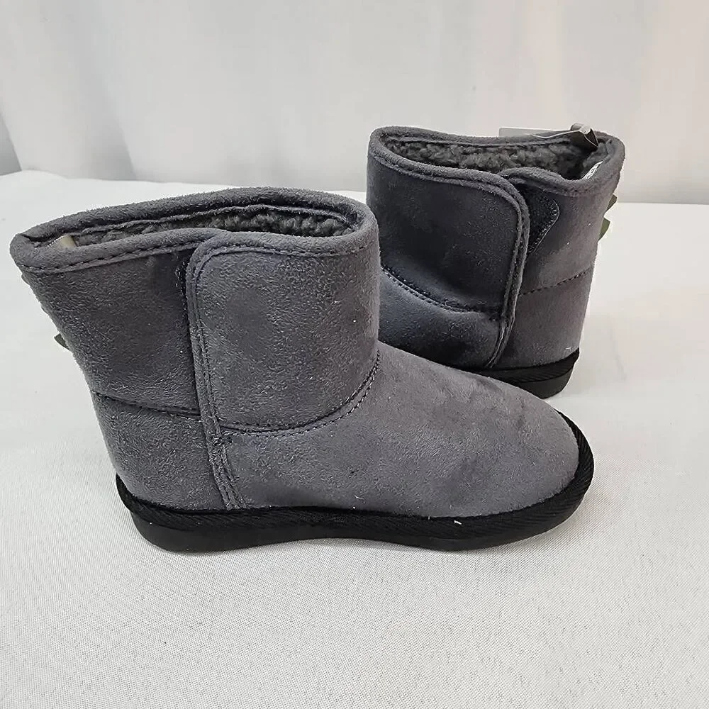Carter's Size 9M Unisex Child Serrato Fashion Boots Grey NWT
